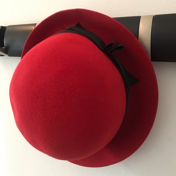 kate spade Accessories - ✨ Vintage Felt Hat